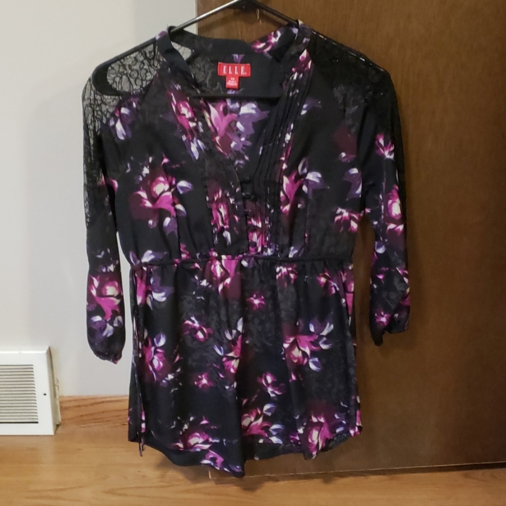 Elle floral top.  From Kohls.